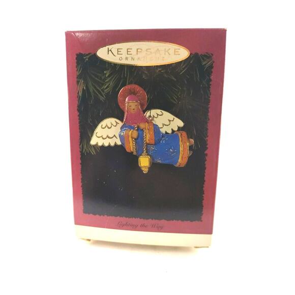 Hallmark Keepsake Ornament Christmas Lighting The World Angel 1996 Chad - Picture 3 of 11